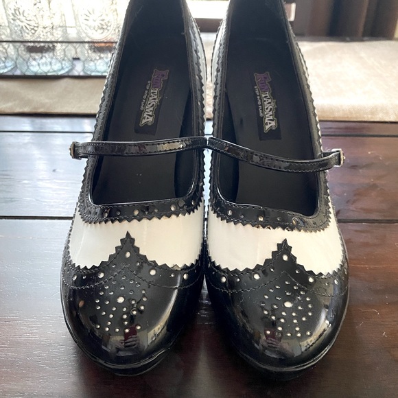 Funtasma Contessa Pump - Picture 3 of 12